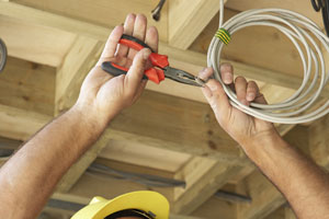 Call an Electrican for These 5 Electrical Problems